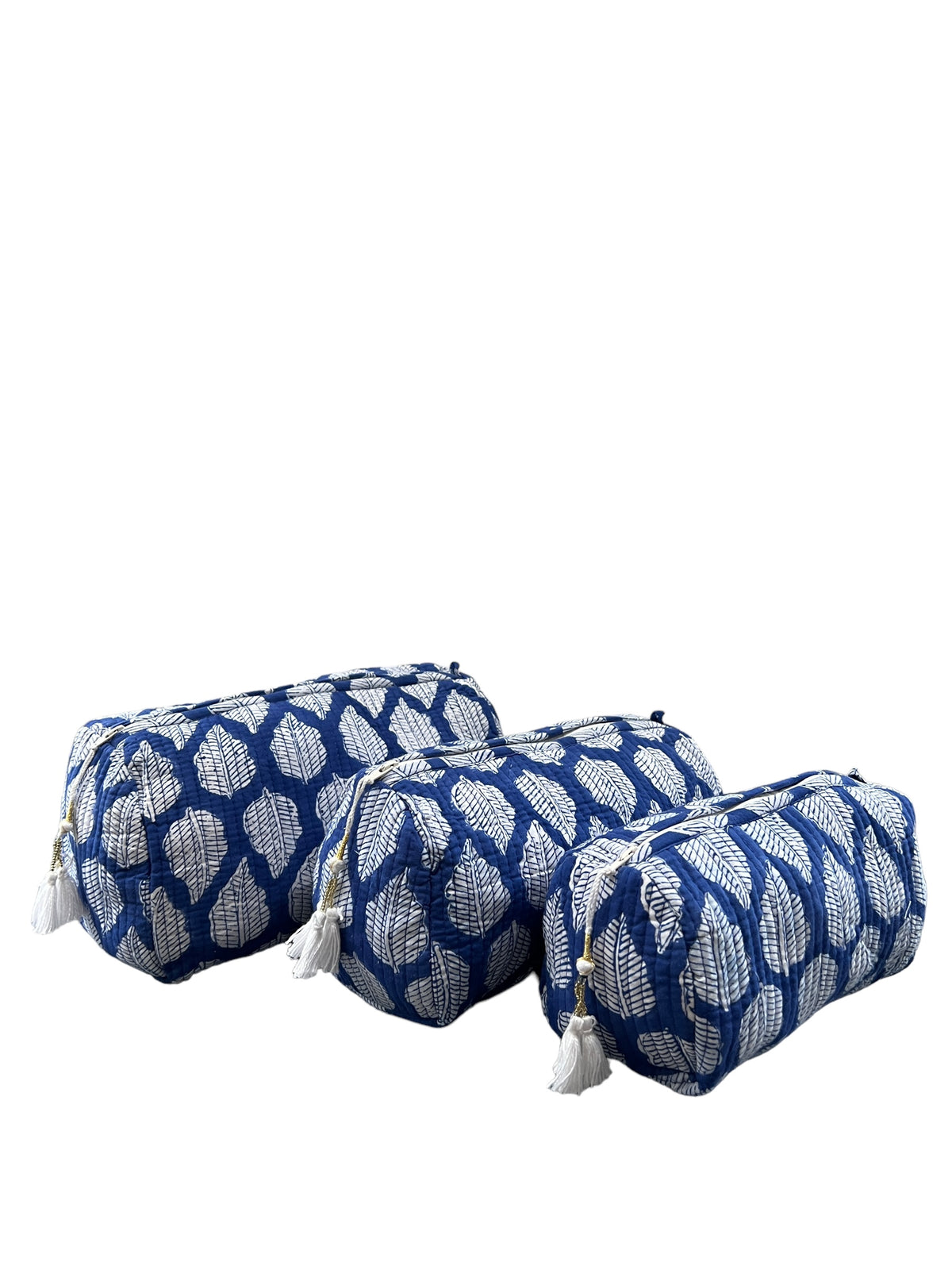 (M103) Make Up Bag Blue Leaf