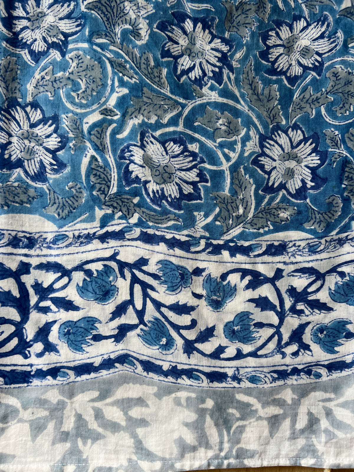 Grayish-Blue Flowers Sarong (22A)