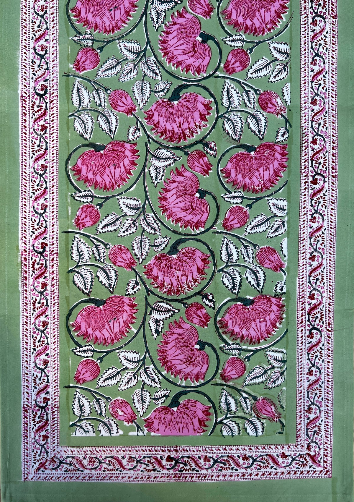 Lilly Green Table Runner (20" x 60")