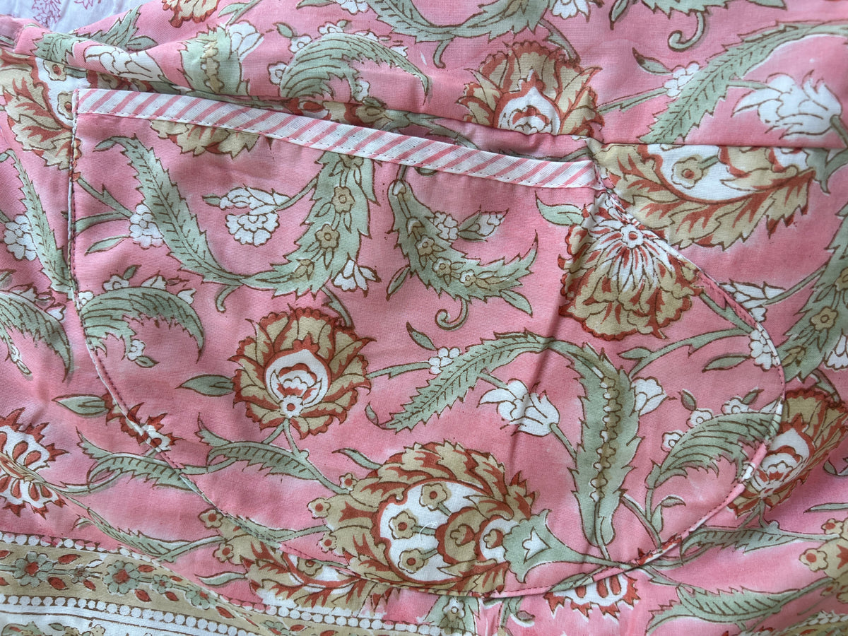July Reversible Quilted Robe in Pink