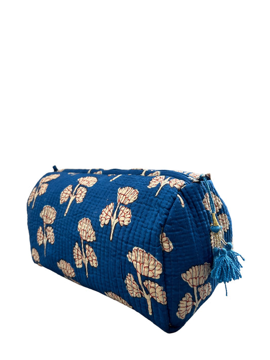 (M102) Make Up Bag Blue Red Outline Flower