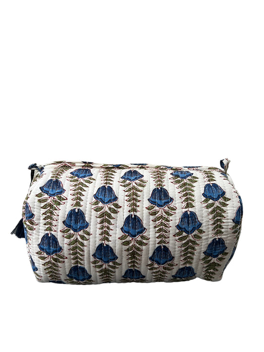 (M094) Make Up Bag Blue Green Vines