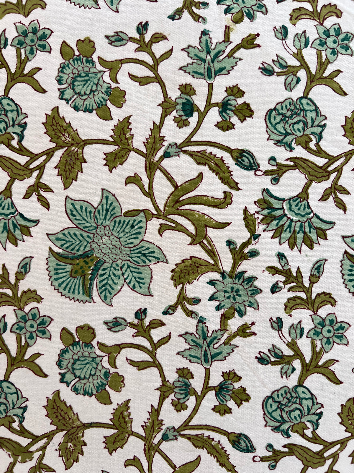 Mint Green Garden Table Runner (20" x 60")
